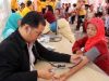 PLN Maluku dan Papua Gandeng PKPU Makassar Gelar Pengobatan Gratis