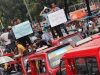 Supir Angkot di Manokwari Tuntutan Kenaikan Tarif