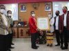 Irjen Pol Baharudin Djafar Dinobatkan sebagai Warga Kehormatan Kota Ambon