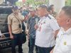 Pedagang Amplaz Demo di Balai Kota Ambon