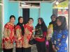 Ketua Dharma Wanita Persatuan Lapas Wahai dan Jajaran Bagikan Bansos di PHI 2024
