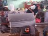 Serius Pembinaan Produktif, Rutan Ambon Lakukan Penanaman Bibit Kangkung dan Kegiatan Meubelair
